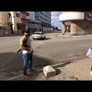 Meet your Posher, Carlos enrique